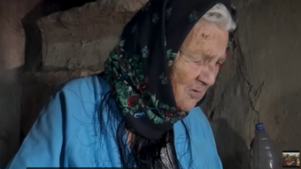 Tanti Vasilica, curtată și acum de către bărbați. Ce a primit îndrăgita bunicuță și la ce se așteaptă de ziua ei: “Îmi trimite 98 de crizanteme.”