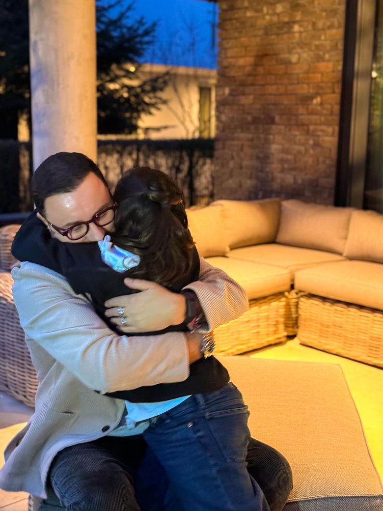 Cum arată locuința lui Cătălin Măruță. Prezentatorul TV are o casă de vacanță într-un loc inedit