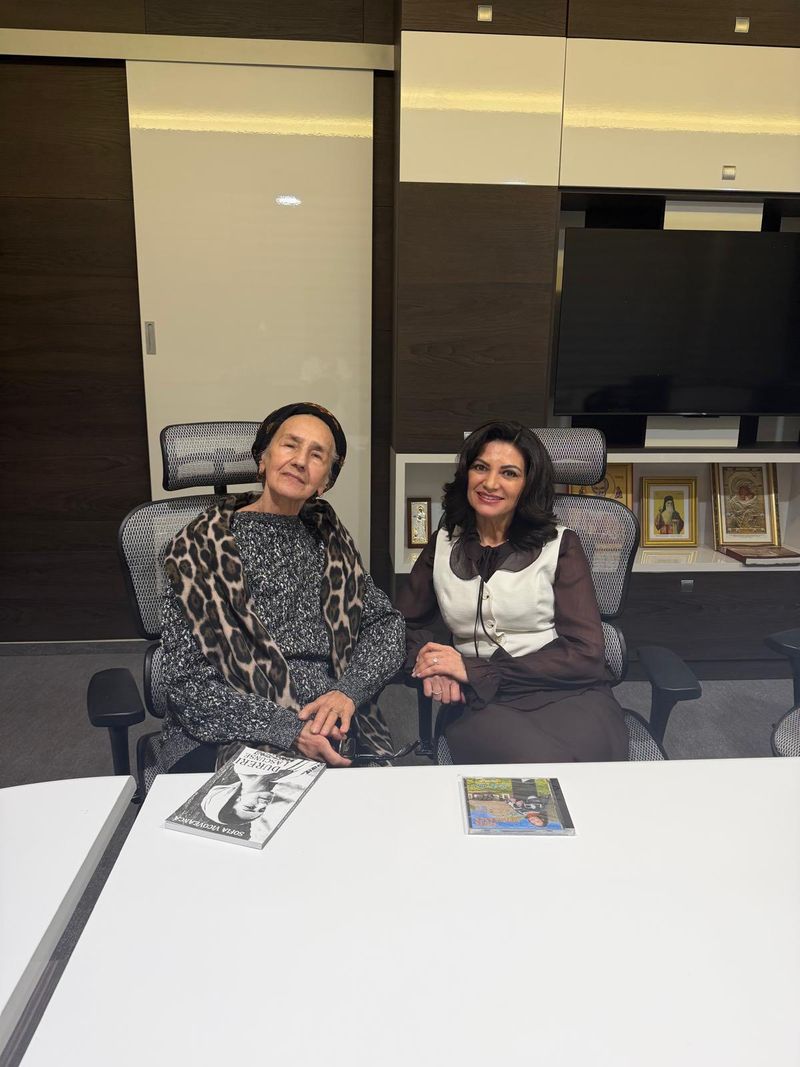 Sofia Vicoveanca și Larisa Blanari