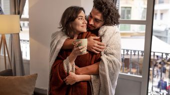 Schimbările care vor avea loc pe plan amoros, în februarie 2026, pentru fiecare semn zodiacal