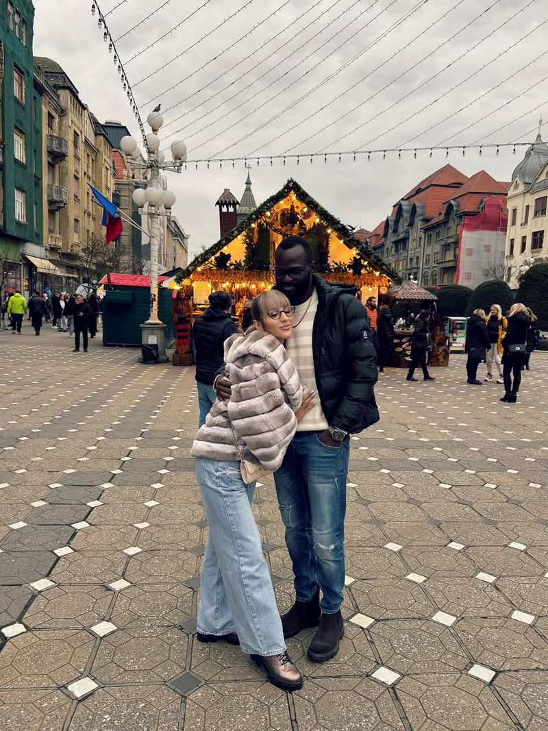 retelele de socializare