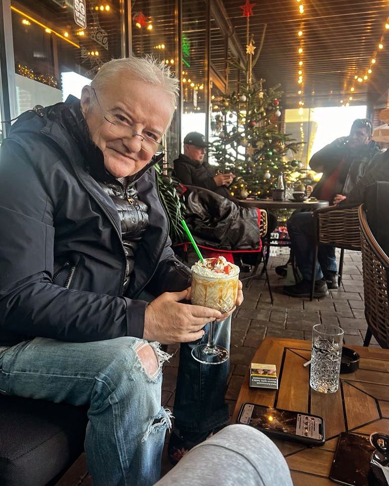 O femeie a făcut accident în 1991. În acel moment, și-a apărat fiul, acoperindu-l cu trupul. A stat 27 de ani în comă, iar acum s-a trezit miraculos. Care a fost primul lucru pe care l-a spus