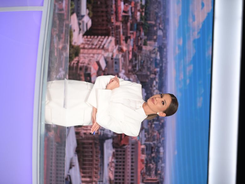 Kanal D își menține supremația în topul audiențelor cu Știrile Kanal D de la ora 12:00, prezentate de Cristina Dorobanțu Kanal D își menține supremația în topul audiențelor cu Știrile Kanal D de la ora 12:00, prezentate de Cristina Dorobanțu