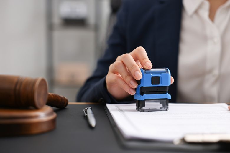 (P) Cum alegi un serviciu de traduceri autorizate olandeză română fără să rişti erori birocratice