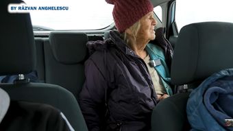 Tanti Vasilica a căzut din nou în curte. Bunicuța, cu sufletul îndurerat, spune că nu primește ajutor nici din partea nepoților: „Așa mă roade pe mine. Poate am fost rea, eu știu?”