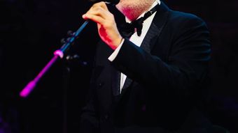 Damian Drăghici se declară un tată împlinit! Cum gestionează artistul timpul petrecut de fiul său pe telefon: „În momente când doar ne jucăm, uit de tot.”