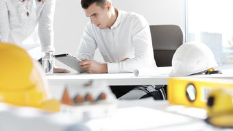 Cine sunt românii care primesc 1.000 de lei la salariu și ce este prima de stabilitate