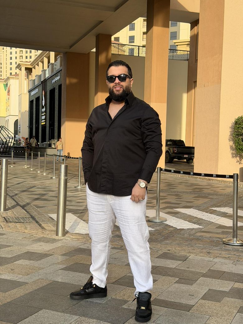 Tzancă Uraganu s-a rugat la mănăstire