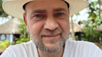 Cosmin Seleși, un nou mesaj de pe patul de spital. Ce se întâmplă în aceste momente cu prezentatorul TV: “În momentul de față suntem încă în așteptare.”