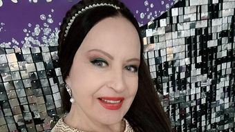 Maria Dragomiroiu, amintiri cu nostalgie din copilăria care a marcat-o și a întărit-o pentru artista puternică de azi: “Visam să am și eu o săndăluță, ca să nu merg numai desculță după animale.”