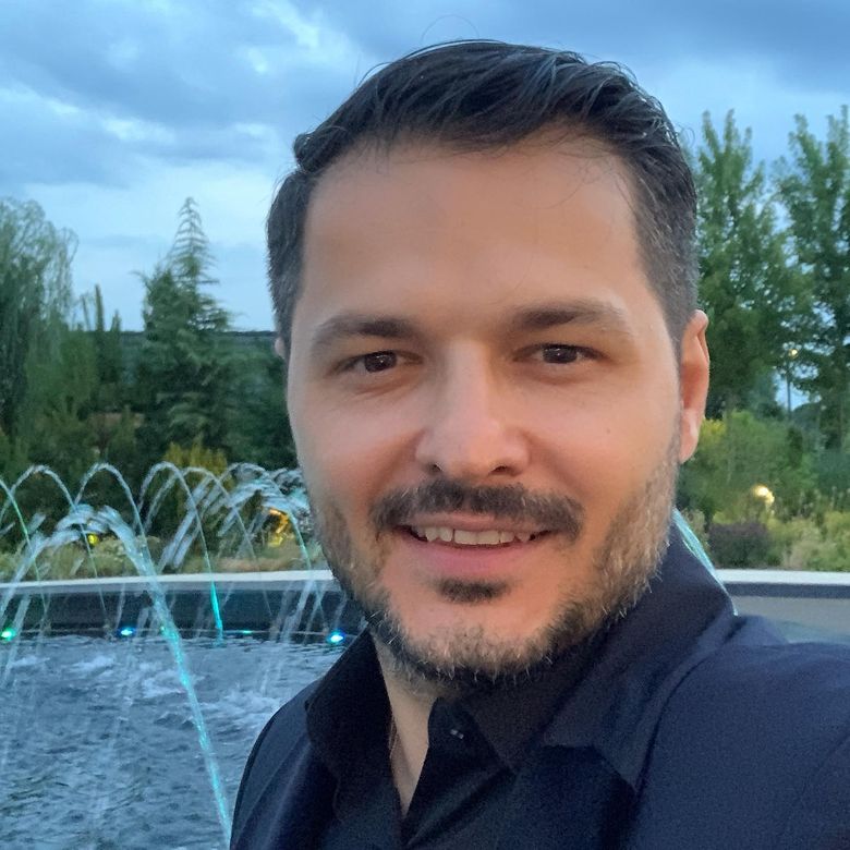 Cum sa ai o manichiura rezistenta pe timp de vara