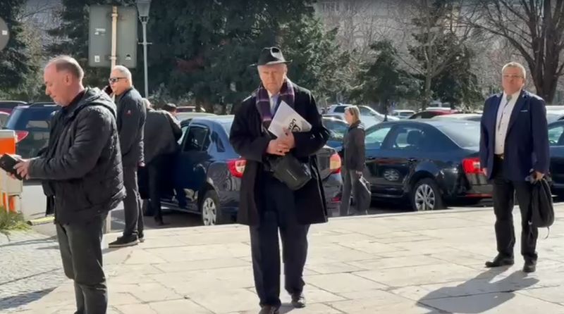 Primele imagini de la priveghiul lui Mugurel Vrabete