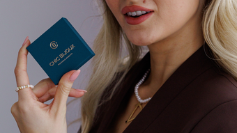 (P) Cum alegi materialul potrivit pentru bijuterii personalizate?