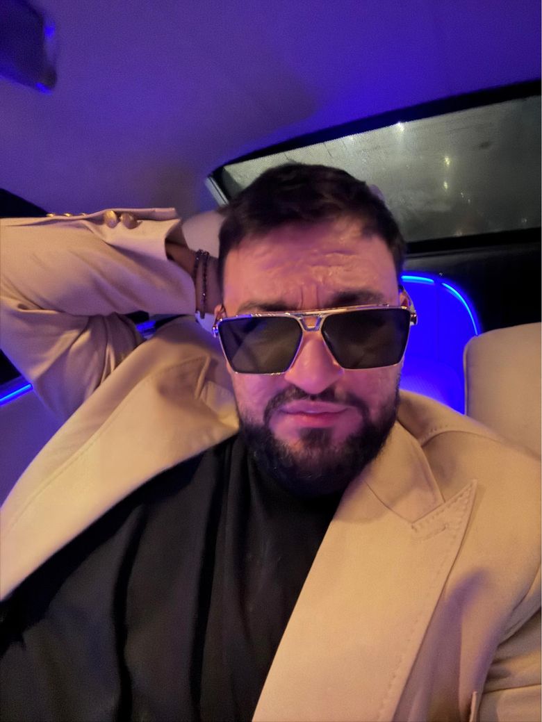 Vedetele si-au etalat palariile la Palatul Elisabeta!