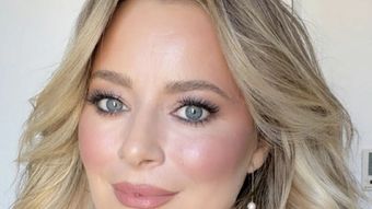 Vestea pe care a dat-o Laura Cosoi în timpul sarcinii. Ce face actrița și cum se simte: „În perioada asta mi se pare că somnul nu-mi ajunge.”