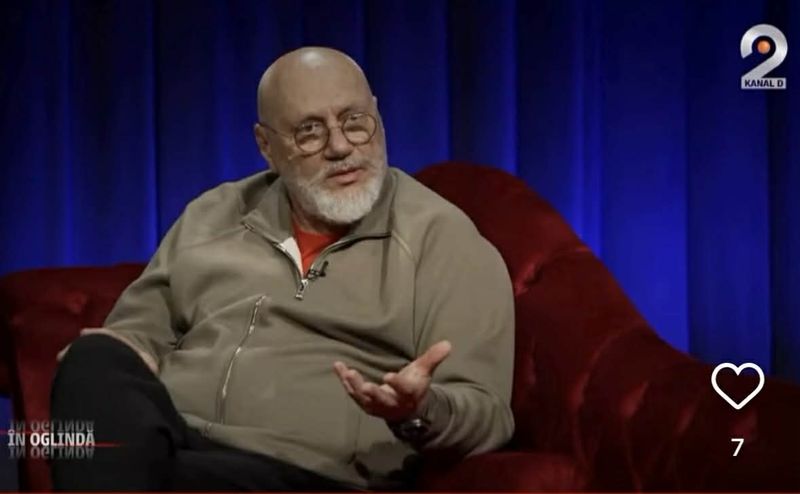 Cristian Andrei-&Icirc;n Oglindă