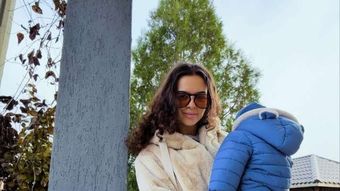 Oana Ciocan a ajuns la medic cu fiul ei, la o zi după ce Jador a confirmat despărțirea de mama copilului său