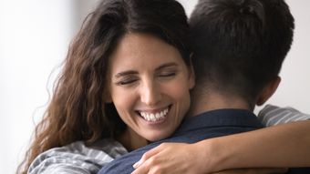 (P) Micile lucruri care pot transforma o relație de lungă durată