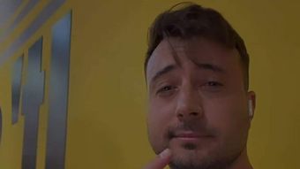 Cum își alină Valentin Sanfira dorul de Codruța Filip după despărțire și unde a ales artistul să își petreacă timpul