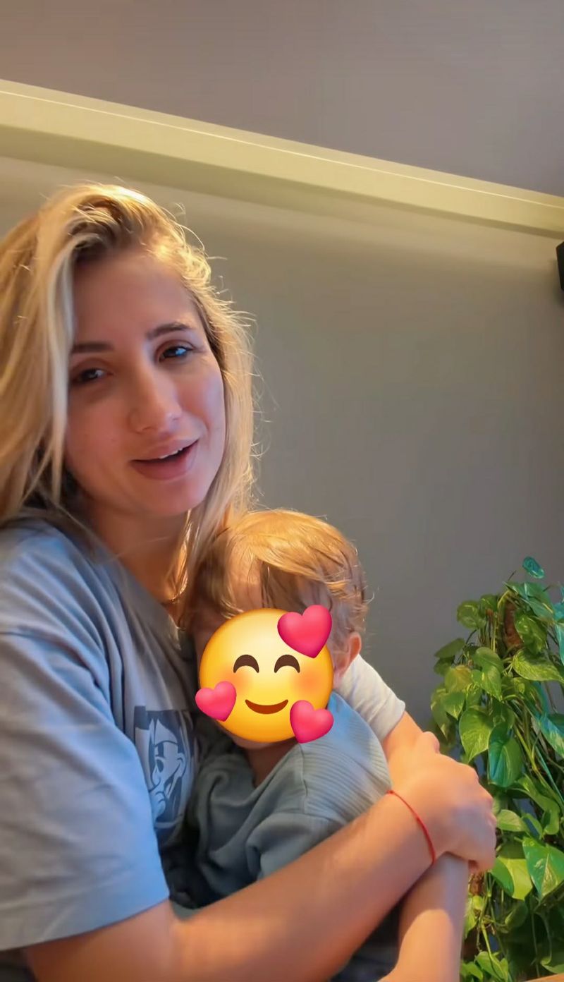 Claudia Puican și fiul ei