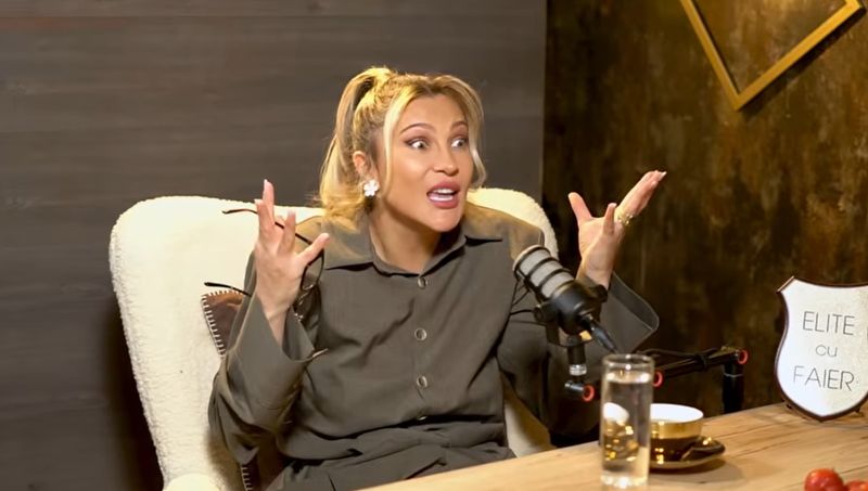 Lora a vorbit despre operații