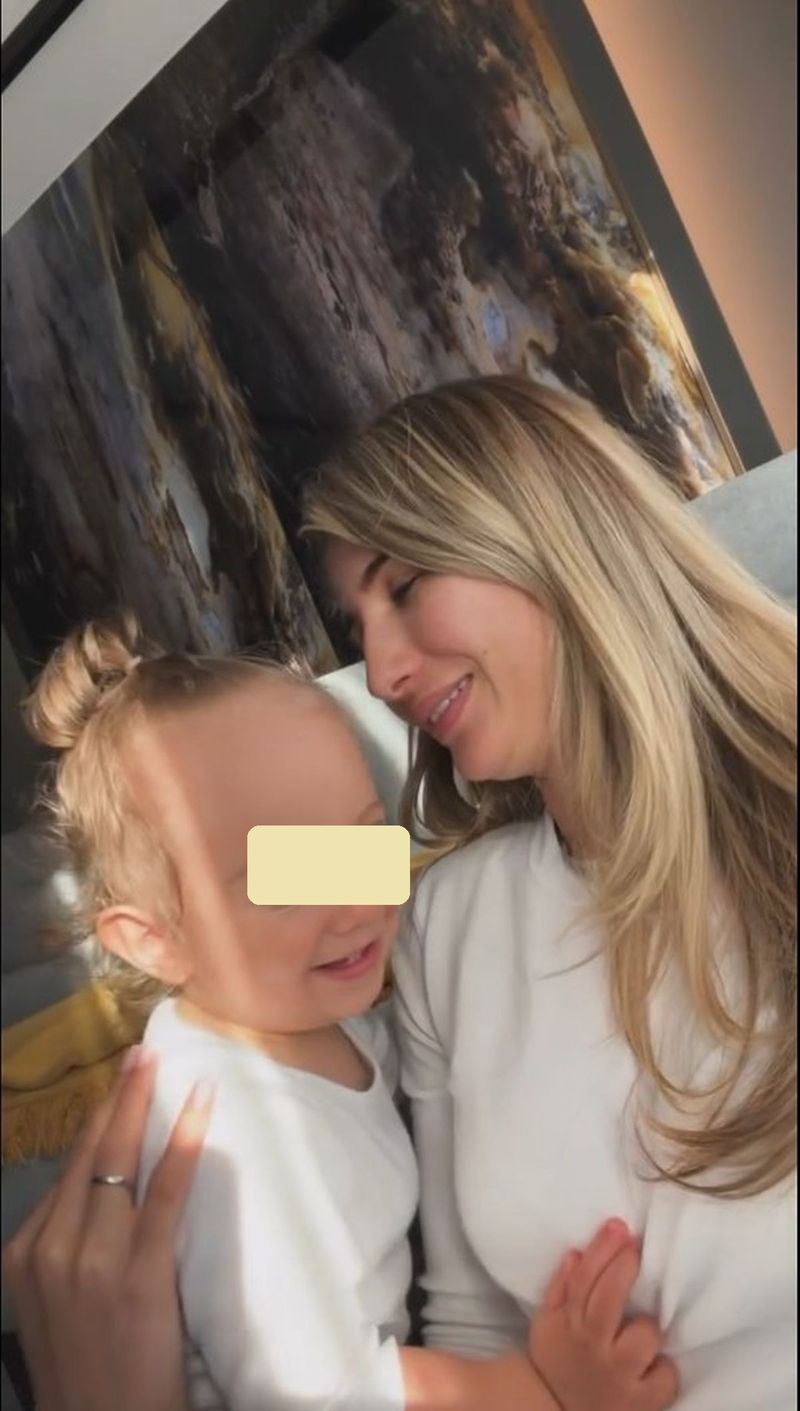 Claudia Puican și fiul său