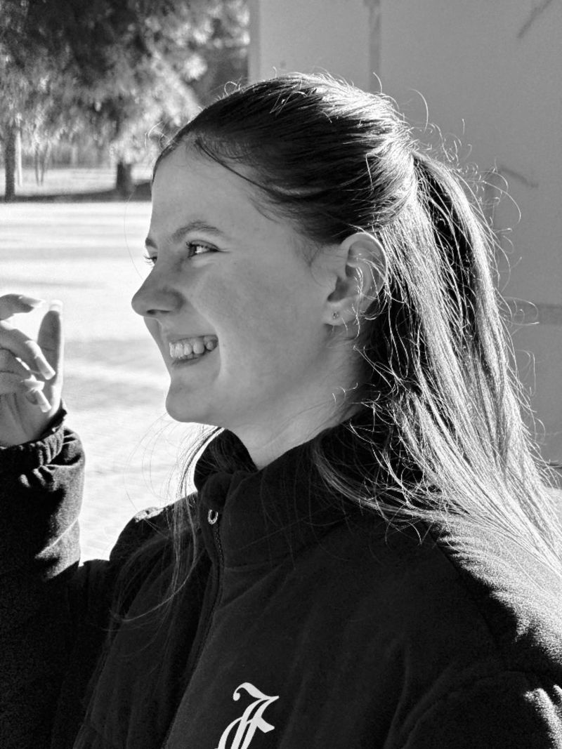 Ionela M&icirc;rzenco