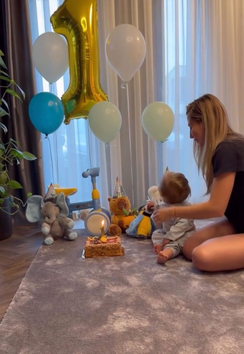 Claudia Puican și fiul ei