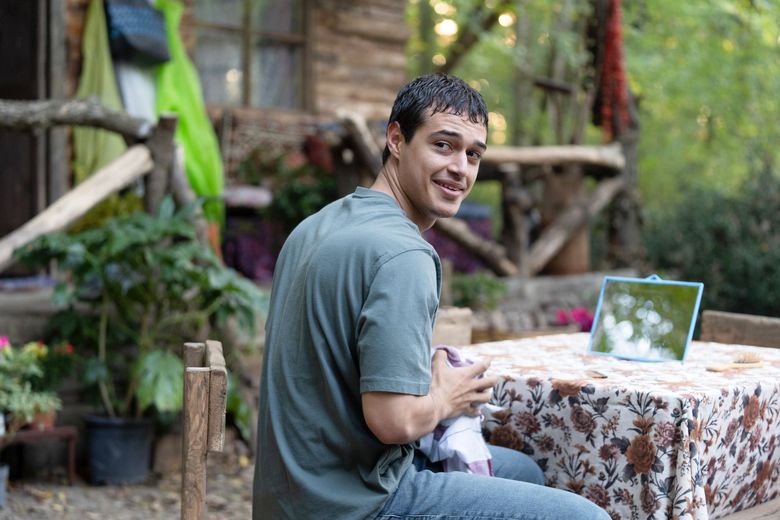 Cine este Kaan Miraç Sezen, chipeșul actor care îl interpretează pe Cemo, în producția „Ai nimănui”