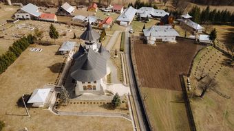 Sâmbătă, de la ora 14:45, la ”ROventura”, Munții Vrancei, tărâm încărcat de istorie și spiritualitate