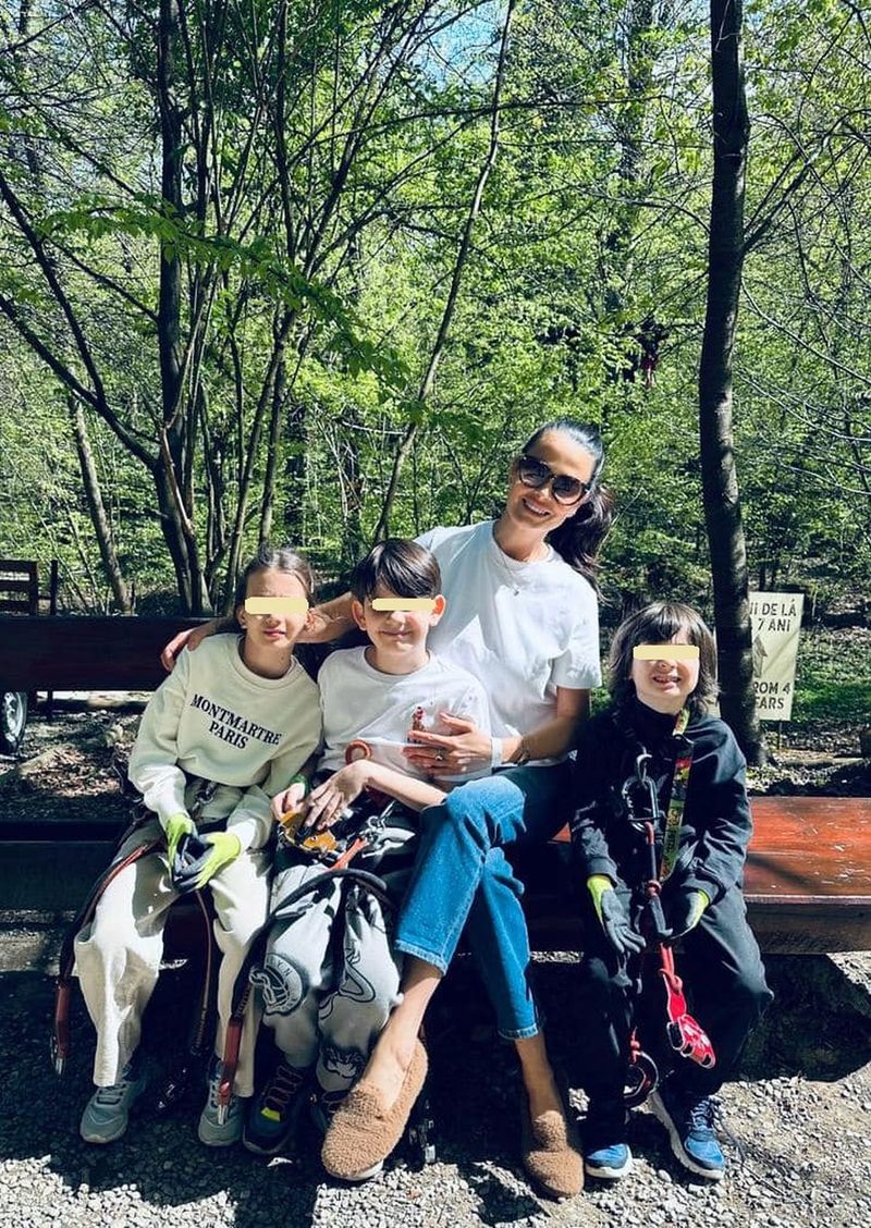 Anca Serea și familia sa