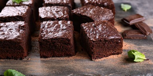 Rețeta Alinei Laufer de brownie cu ciocolată și nuci pecan: „Aceasta trebuie să curgă de pe  paletă”