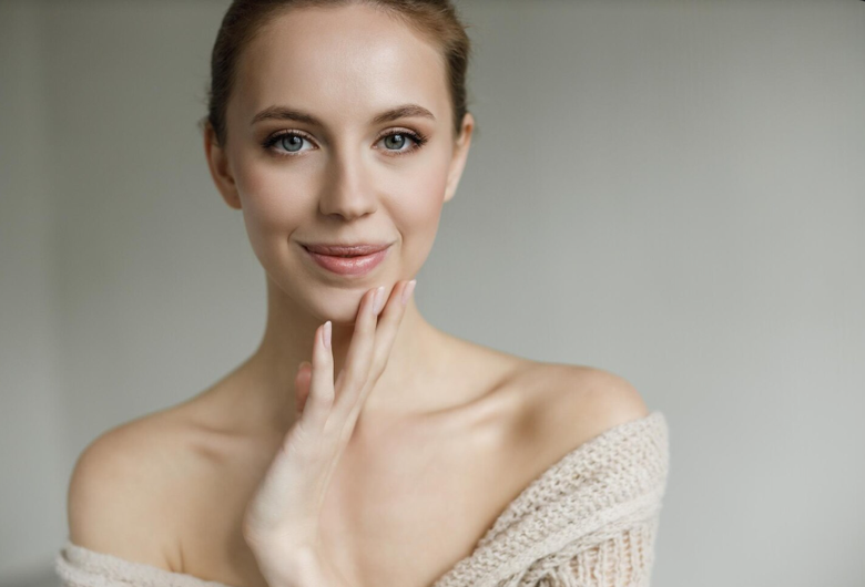 (P) Piele vizibil mai luminoasă cu serul Rilastil Intense C