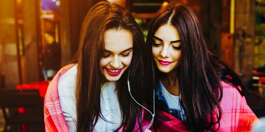 (P)  De ce comunitățile online de nișă devin tot mai populare