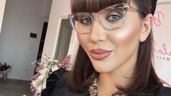 Dana Roba, despre procesele cu fostul soț și părinții bărbatului. Ce i-a interzis make-up artistul fiicei sale: “Eu nu permit.”