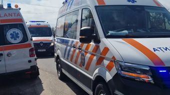 Poveste de iubire terminată tragic pentru o  fată de 14 ani. Tânăra s-a spânzurat în spatele casei după ce părinții i-au interzis să-și continue relația