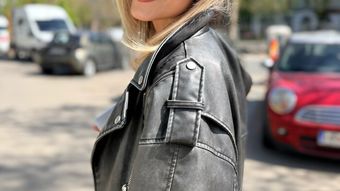 Andreea Ibacka, primele declarații după ce s-a spus că a divorțat. Ce a dezvăluit despre omul de televiziune: “Nu te copleșesc, dar nici nu te ignoră.”