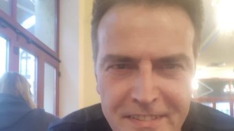 Durere de nedescris la înmormântarea lui Ioan Isaiu! Cum a fost surprinsă mama actorului la mormântul fiului ei