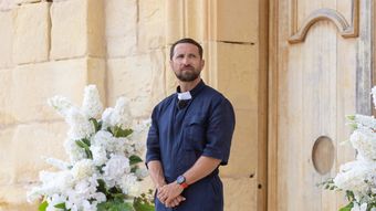 Dani Oțil recunoaște câți bani câștigă soția sa: „Uneori se exagerează.”