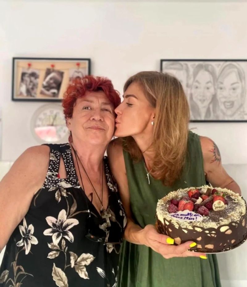 Mama Roxanei Ciuhulescu, diagnosticată cu cancer