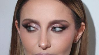 Săgețile continuă între Alina Sorescu și fostul soț, Alexandru Ciucu. Ce declarații a făcut artista despre designer: “Sunt strategii pe care le face și ele se întâmplă ciclic.”