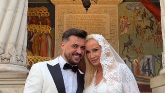Simona Trașcă, în lacrimi la cununia religioasă! Blondina a îmbrăcat rochia de mireasă: „Am plâns de mai multe ori.”