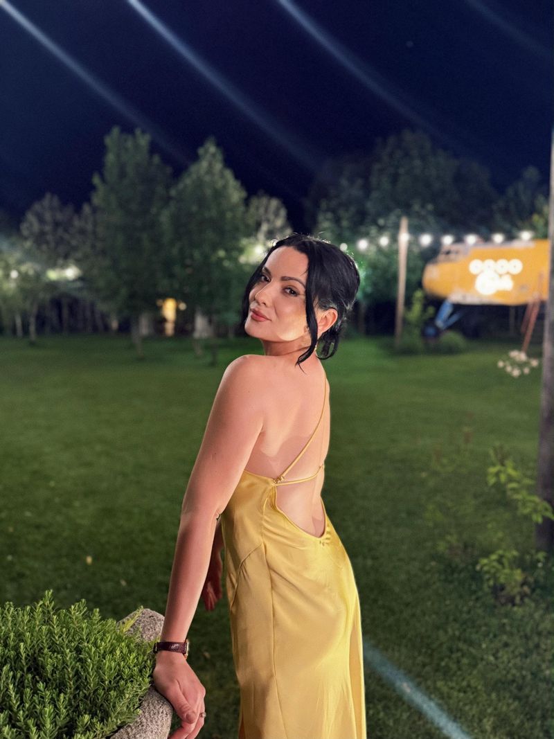 Anca Dinicu