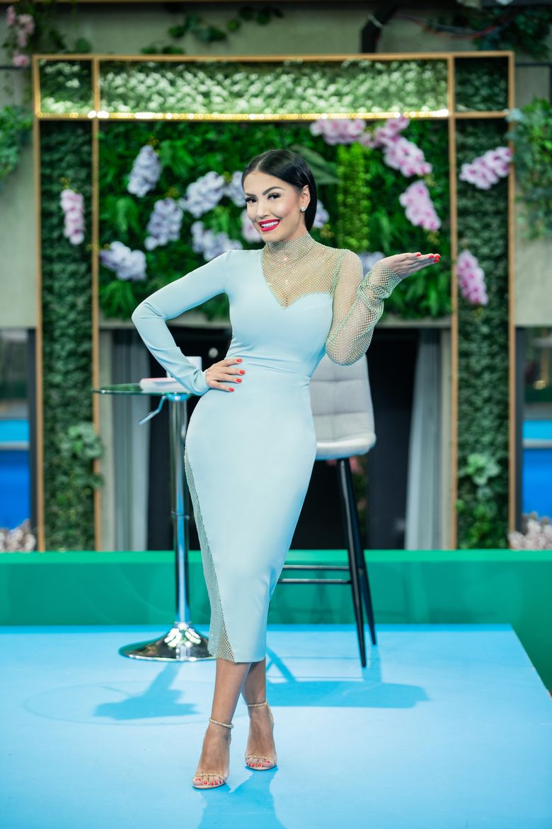 Duminică, la „Asta-i România”, povestea a doi foști corporatiști care au ales liniștea satului
