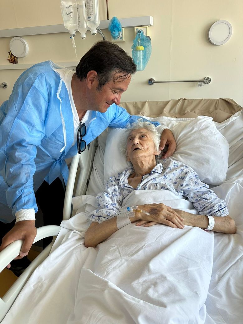 Primele simptome ale cancerului ovarian pe care toate femeile le ignora!