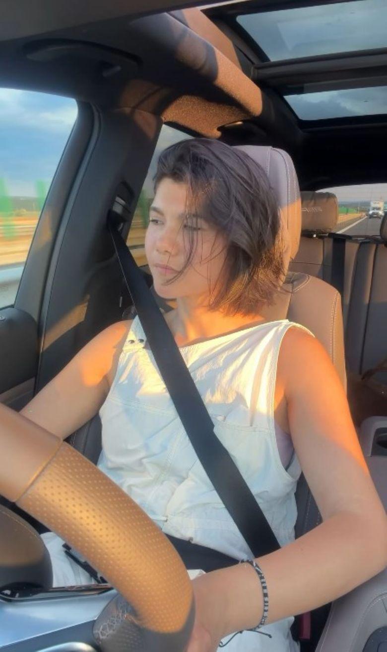 „Nu vreau la bisturiu, ci vreau să fac tot felul de proceduri.” Steliana Sima a vorbit deschis despre schimbările fizice pe care dorește să le facă