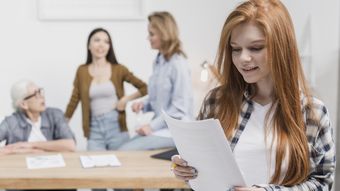 Bacalaureat 2026: A început prima probă scrisă la Limba și Literarura Română. Cum au fost structurate subiectele