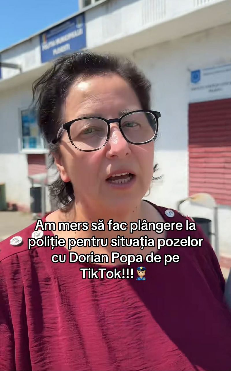 Adriana Tik-Tok