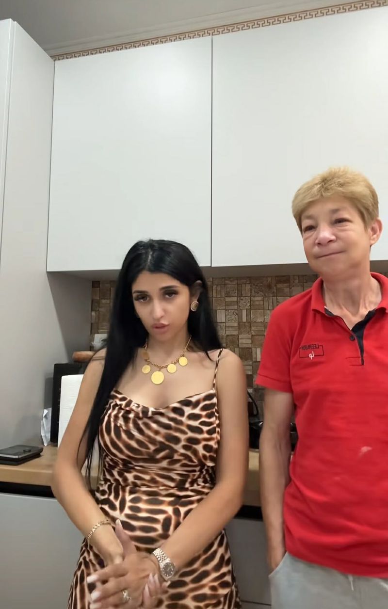 Melek și bona