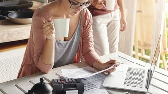 Horoscop 12 iulie 2026: O zodie este nevoită să-și refacă bugetul din cauza unor cheltuieli neprevăzute